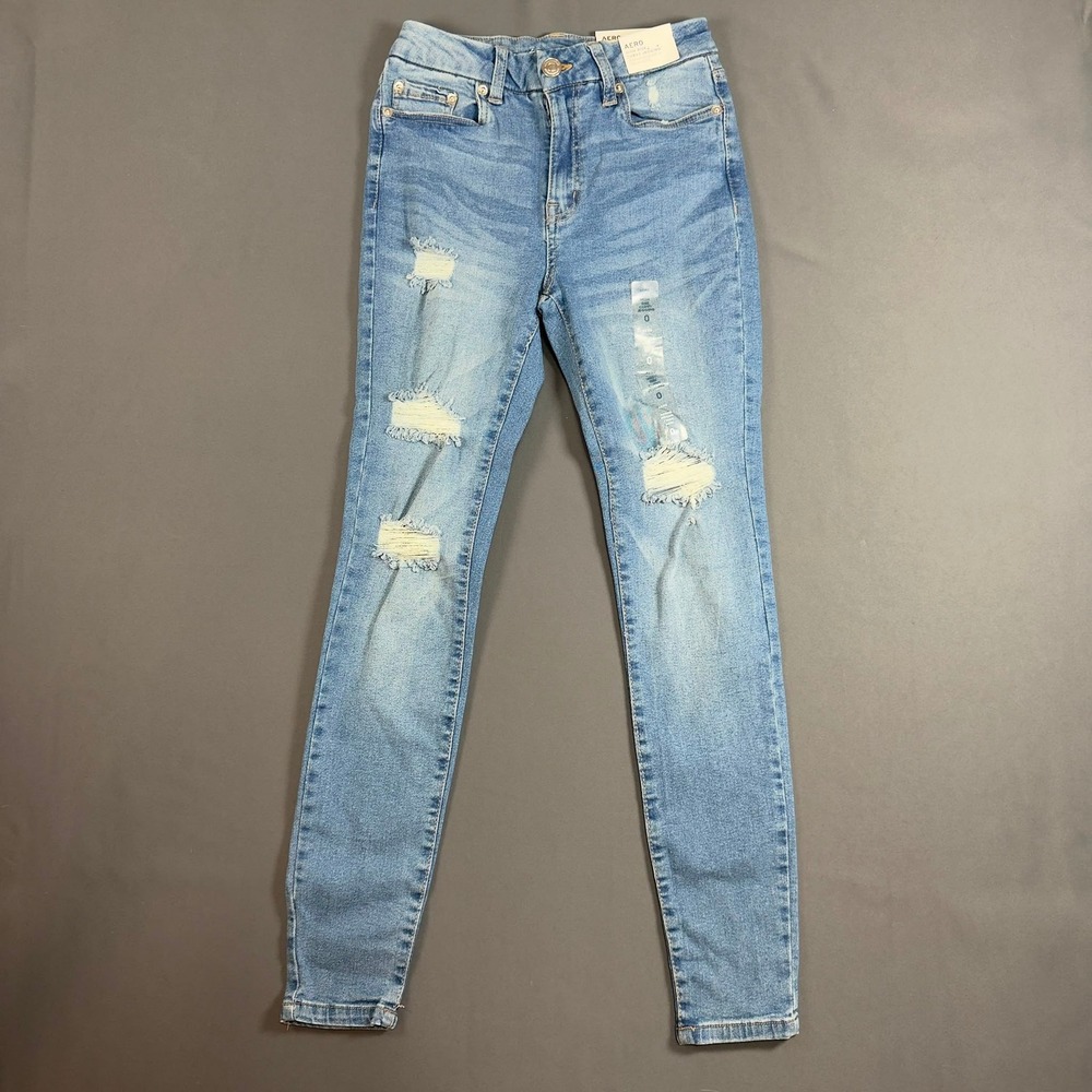 Aero Womens Size 0 High Rise Curvy Jegging Distressed LightWash Skinny Jeans NWT